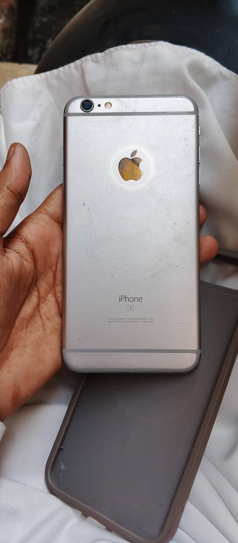 Apple iPhone 6S Plus 1
