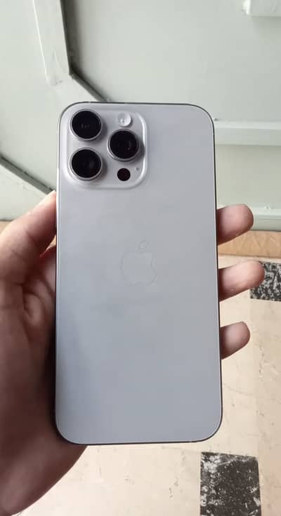 Iphone 16 Pro Max 100% health cycle 170 256gb c 10/10
