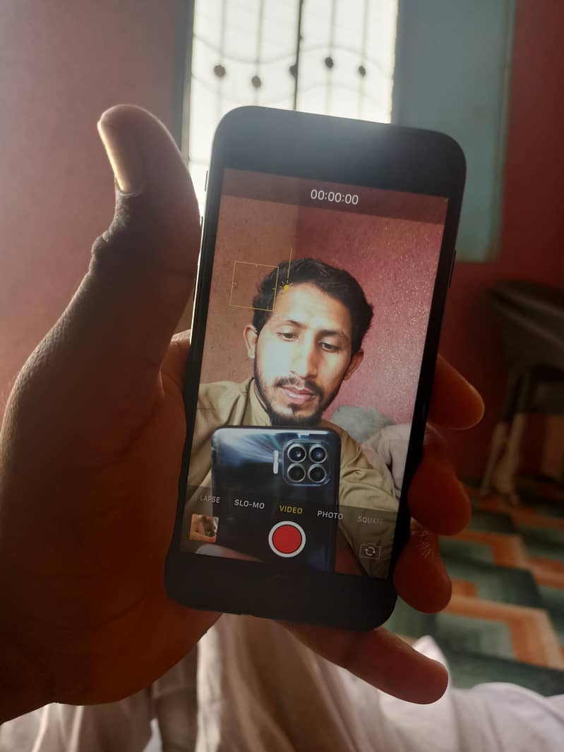 Apple iPhone 7 6