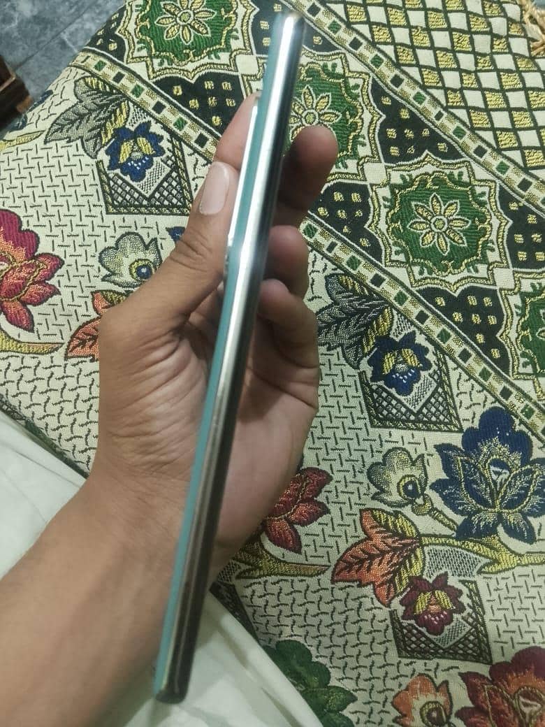 Infinix Zero 30 4