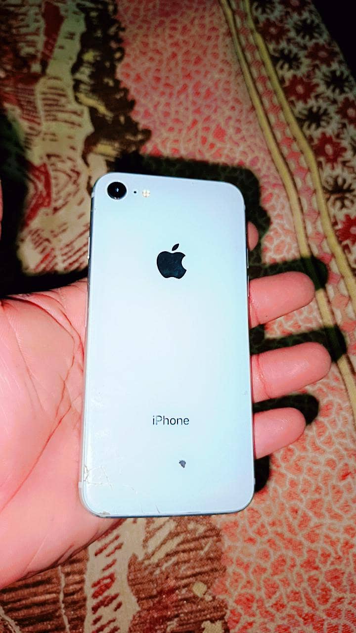 Apple iPhone 8 2