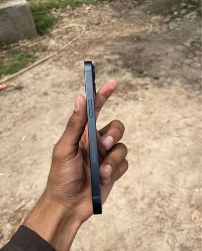 iPhone 13 jv