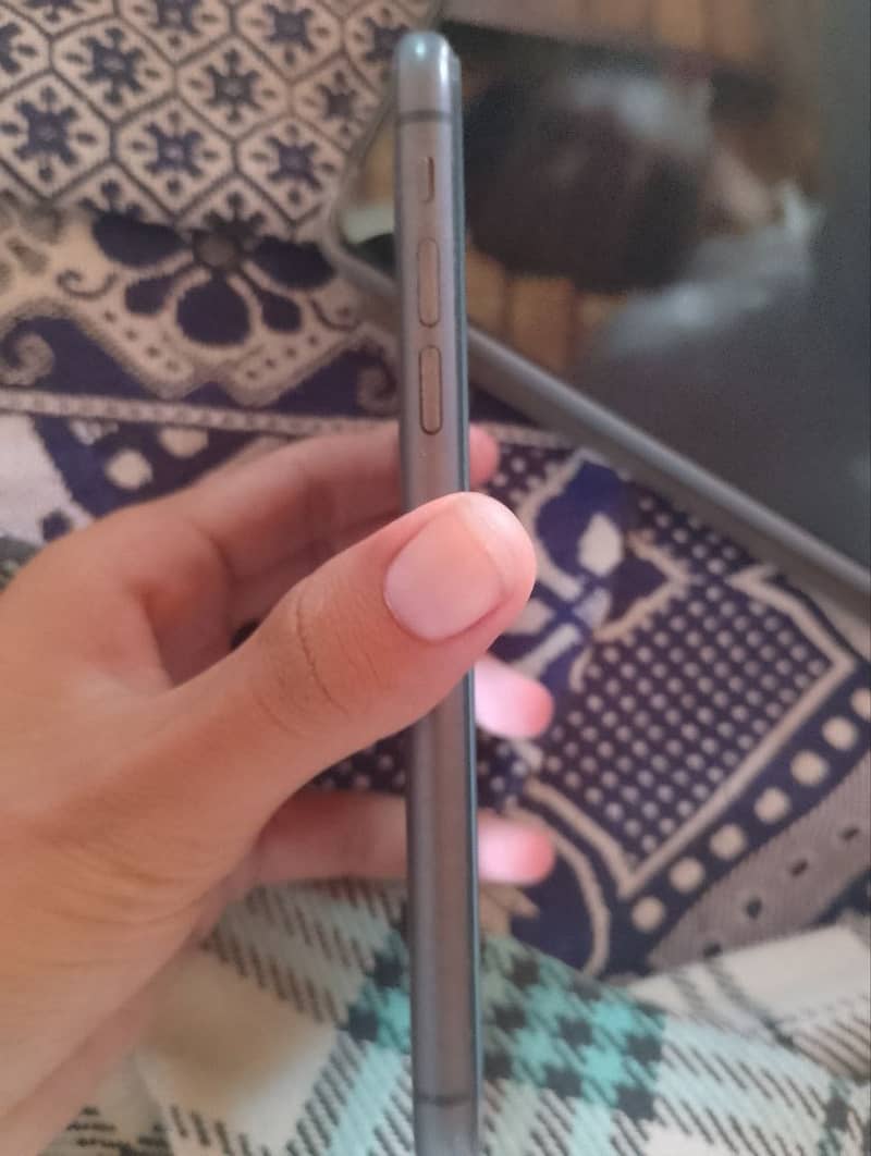 Apple iPhone 11 2
