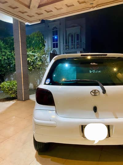 Toyota Vitz 2004