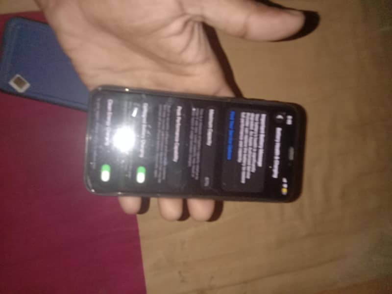 Apple iPhone 11 Pro 9