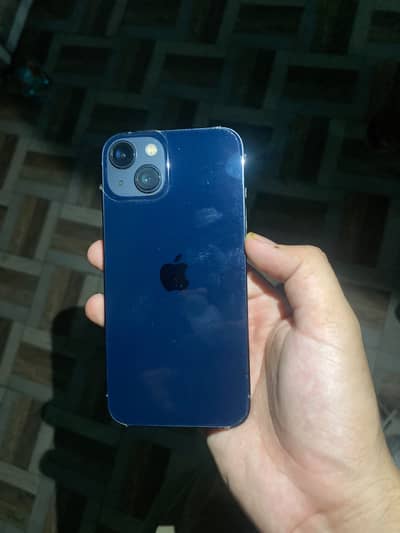 Apple iPhone 13 jv