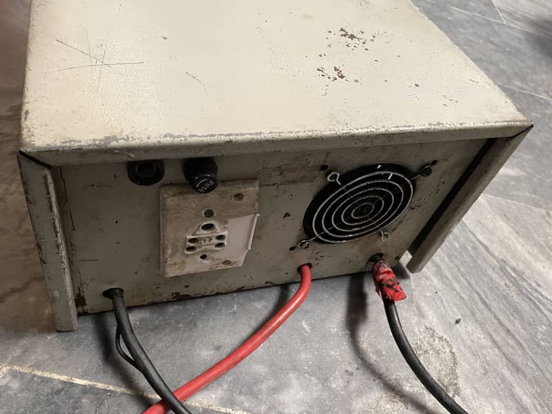 UPS working 4