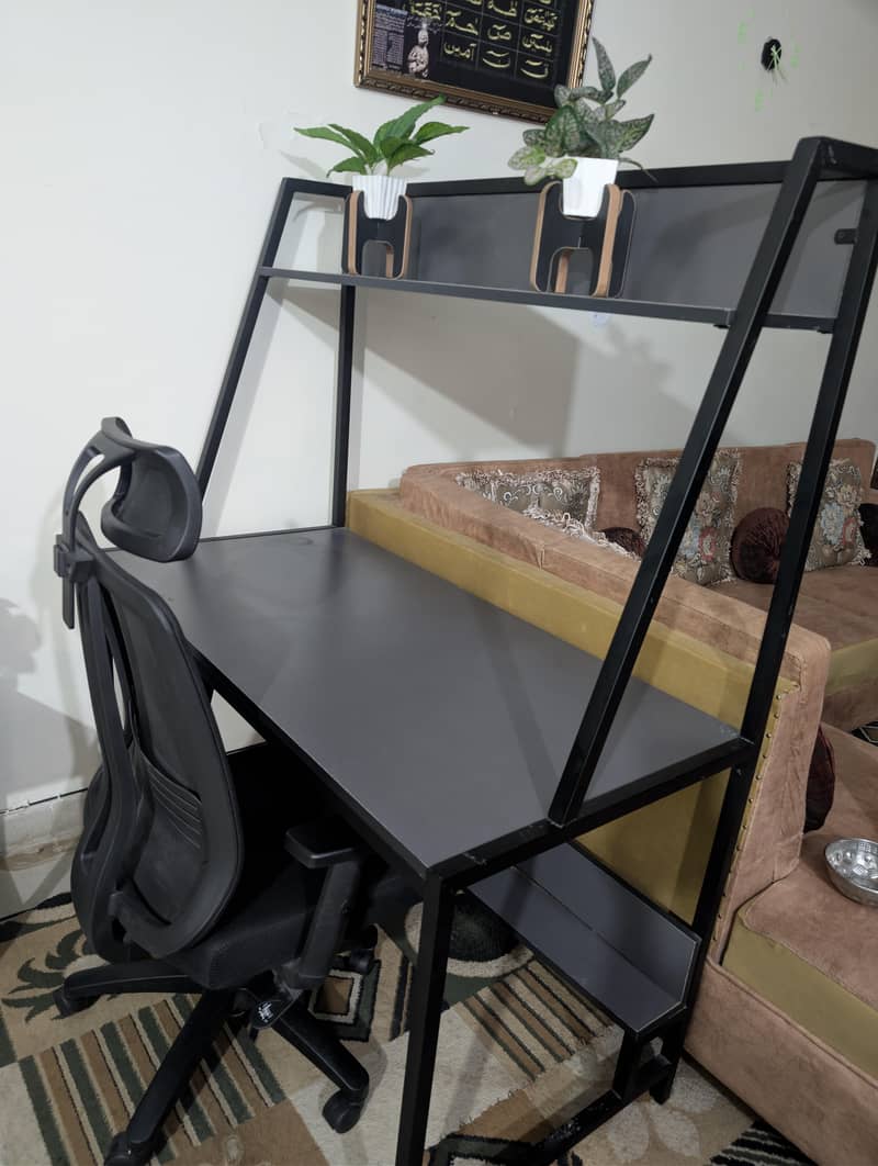 computer table 2