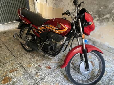 Red color urgent sale