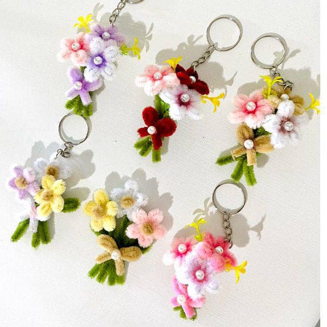 pipe cleaner keychains 1