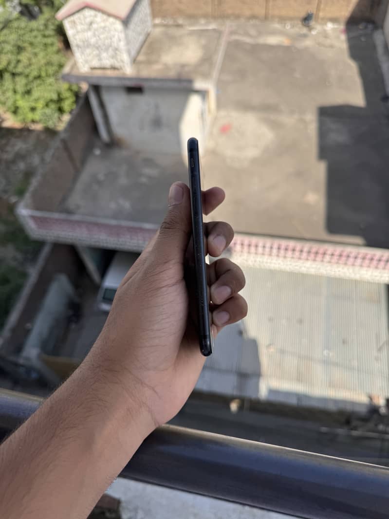 Apple iPhone 7 5