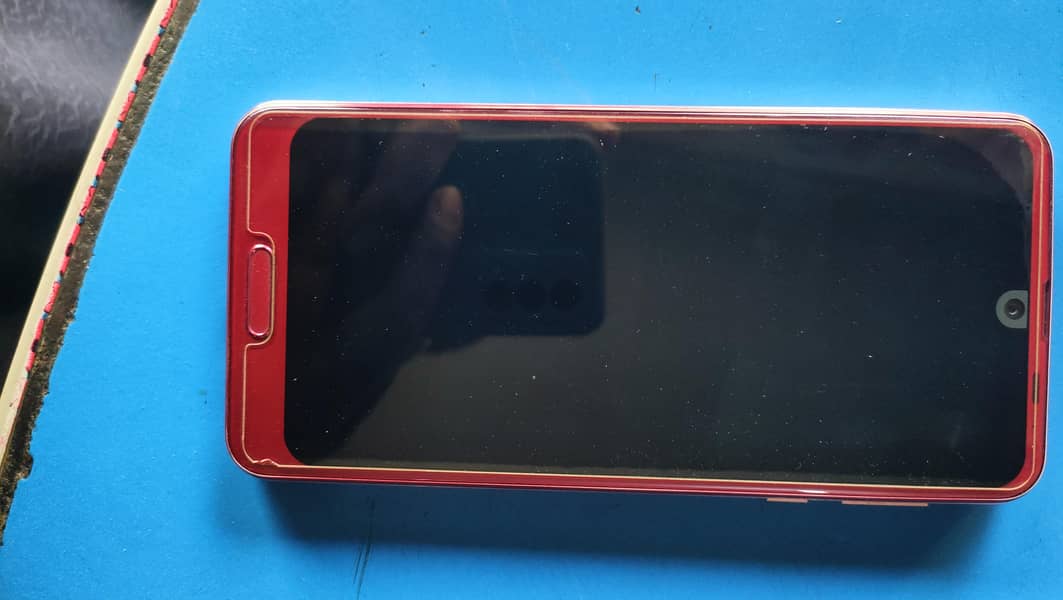 Sharp Aquos R2 1
