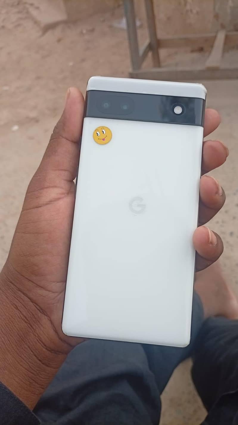 Google Pixel 6a 1