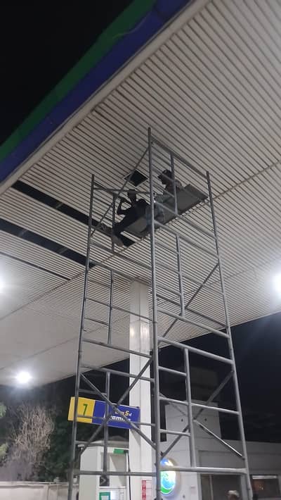 Mobile scaffolding avaliable for rent