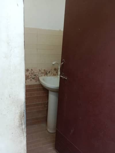 60 Square Yards House For sale In Karachi