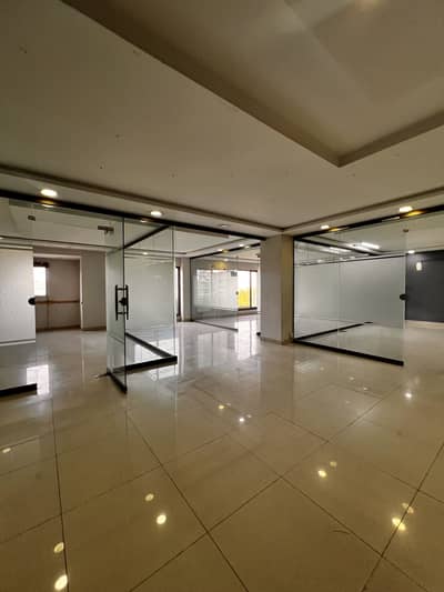 1800 Square Feet Hall for rent