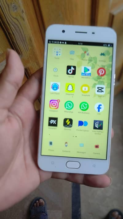 OPPO A57 4gb /64gb non pta all okay 10/8 condition vivo Samsung iphone