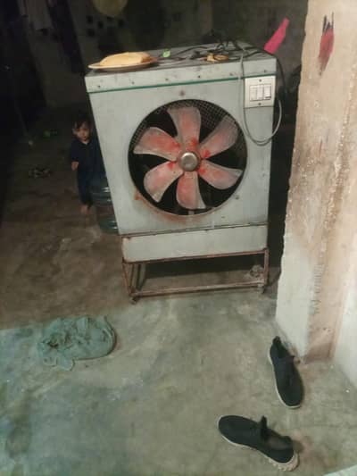 All ok bus cheky banwani ha pani punmp ok full chilld  or sath stand b
