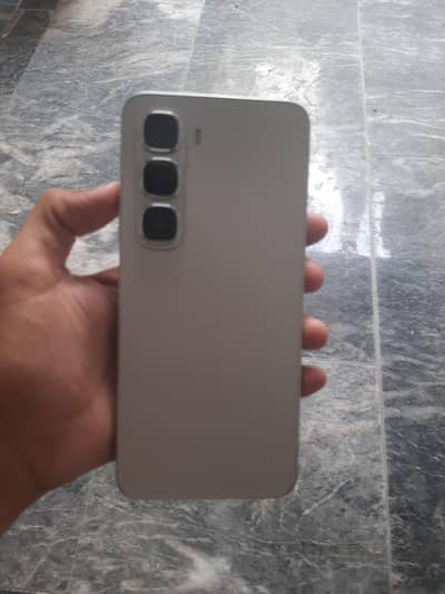Infinix hot 60i 6/128 03326615521