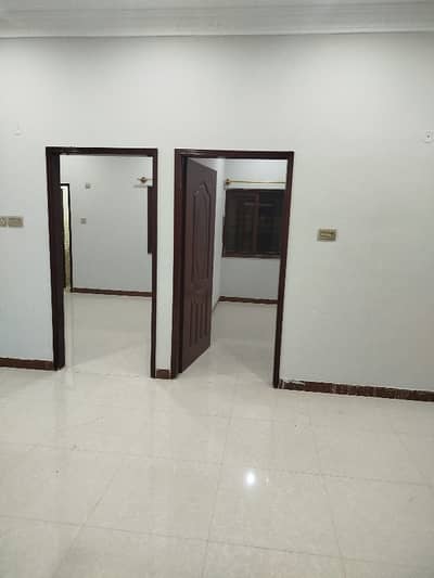 This Is A Most Chance Deal To Avail Luxurious Lease Excellent Quality "Owner Built"  Lease Almost A New 120sq Yard House, Very Close To The Society Main Entrance, Park, Shops And Masjid. Capital Society Scheme 33