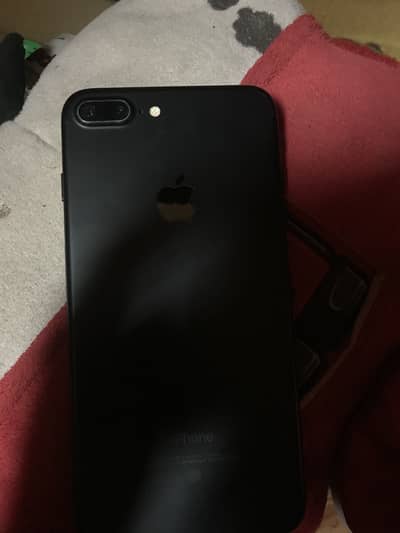 iPhone 7 Plus 128GB 10/10 Condition Gaming Beast