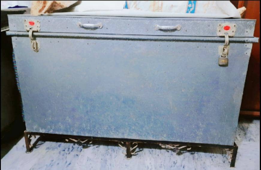 storage trunk 0