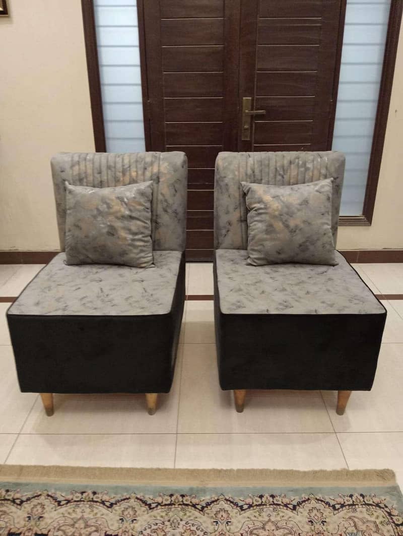 Complete Sofa set !! 4