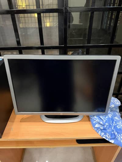 Samsung LED Monitor | Full HD Display | Excellent Condition