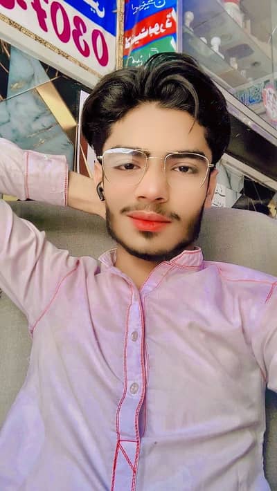 Mujay job ki zarorat ha