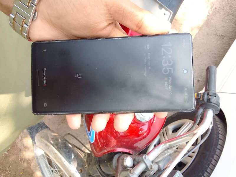 Google Pixel 6a 5