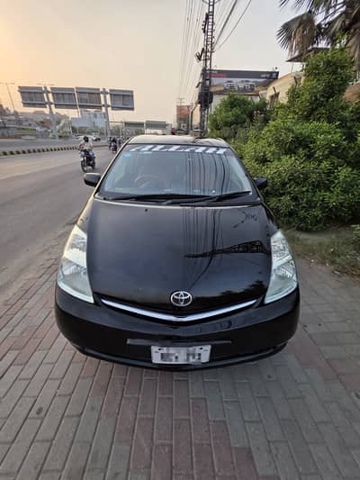 Toyota Prius 2008/2012 UK Model Black | Lahore Number | Demand 35 Lakh