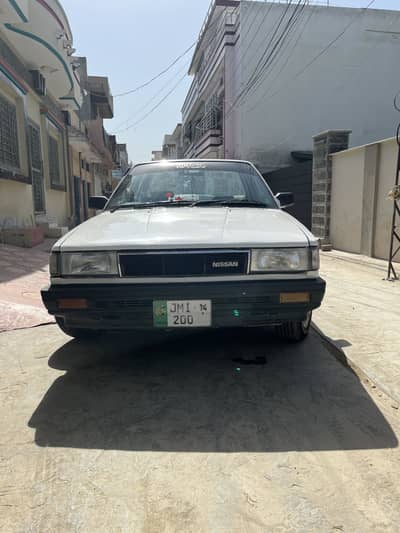 Nissan Sunny 1986 WhatsApp num 03135523337