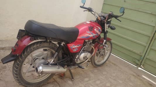 Suzuki GS 150 SE