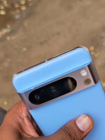 Google Pixel 8 Pro