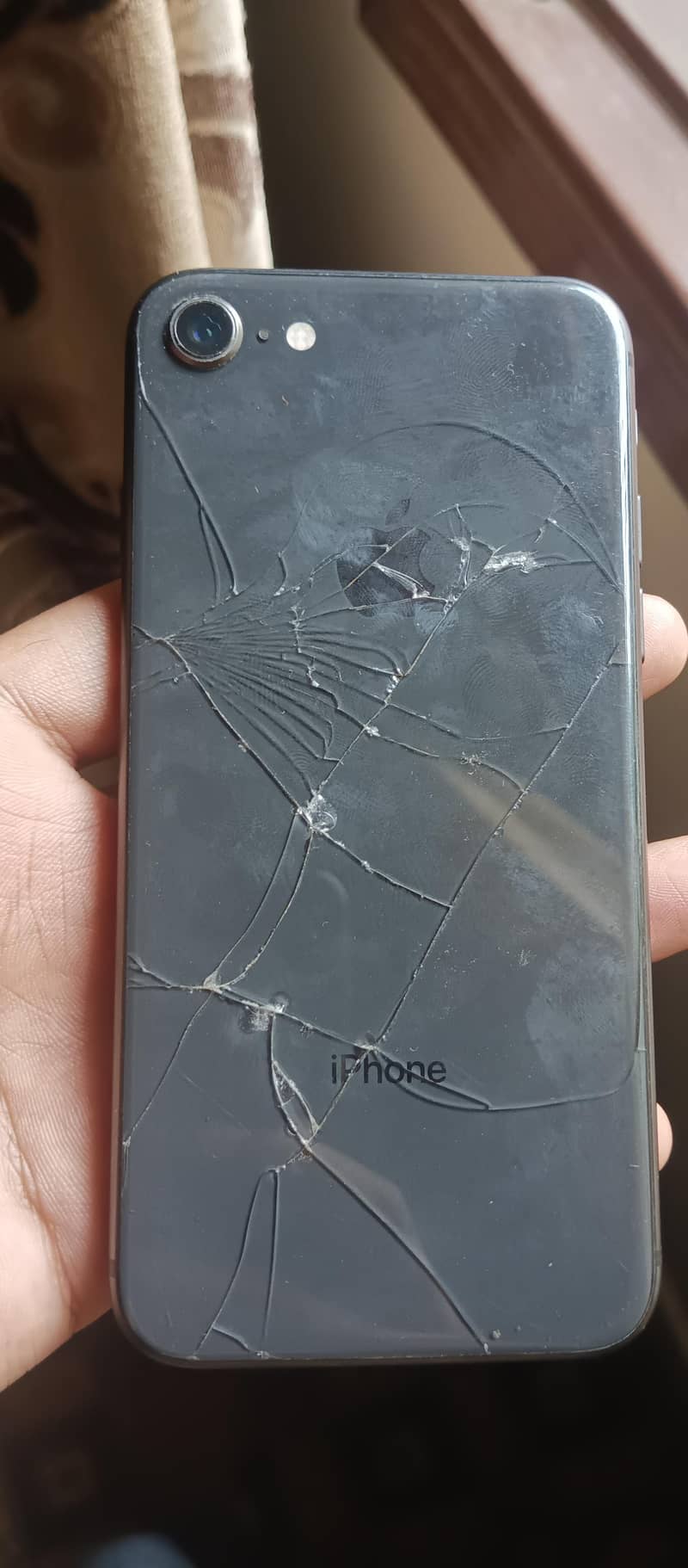 Apple iPhone 8 Plus 1