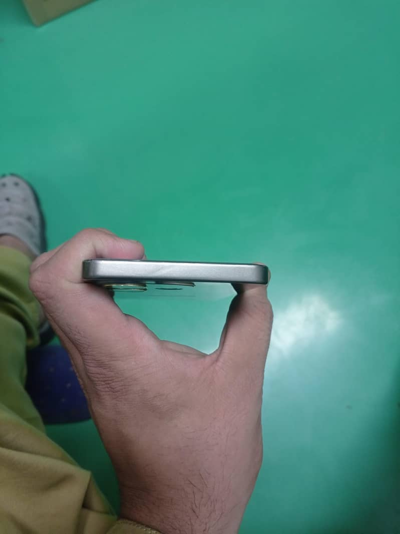 OPPO A5 Pro 1