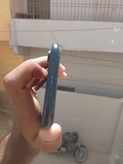 Apple iPhone XR