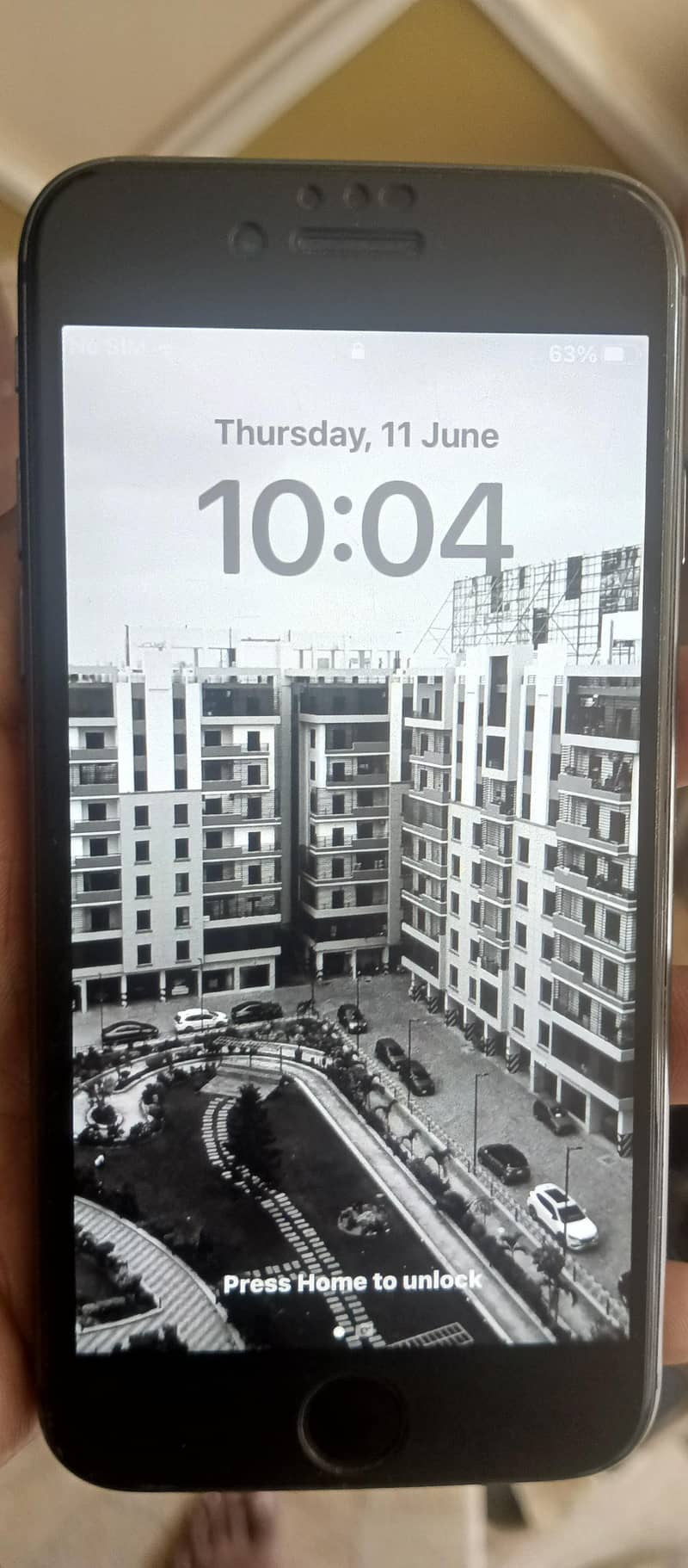 Apple iPhone 8 Plus 5