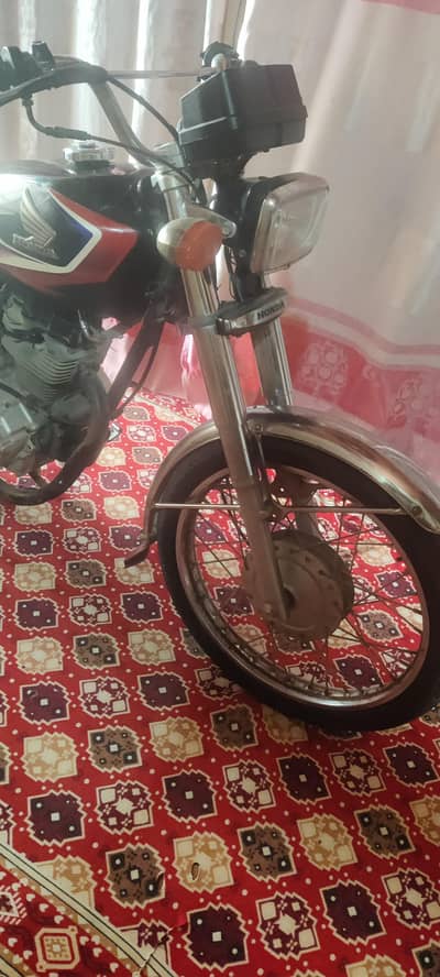 Honda 125 hyd No