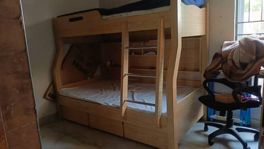Bunker Bed
