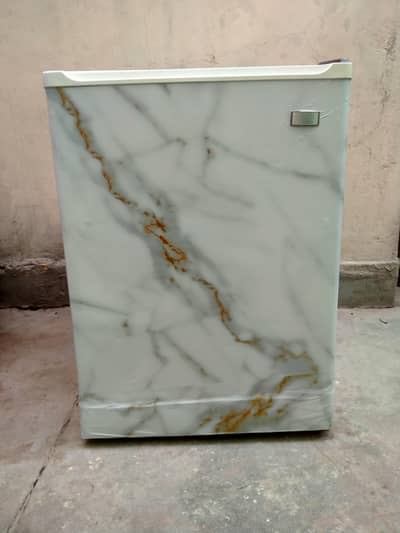 room size mini Fridge