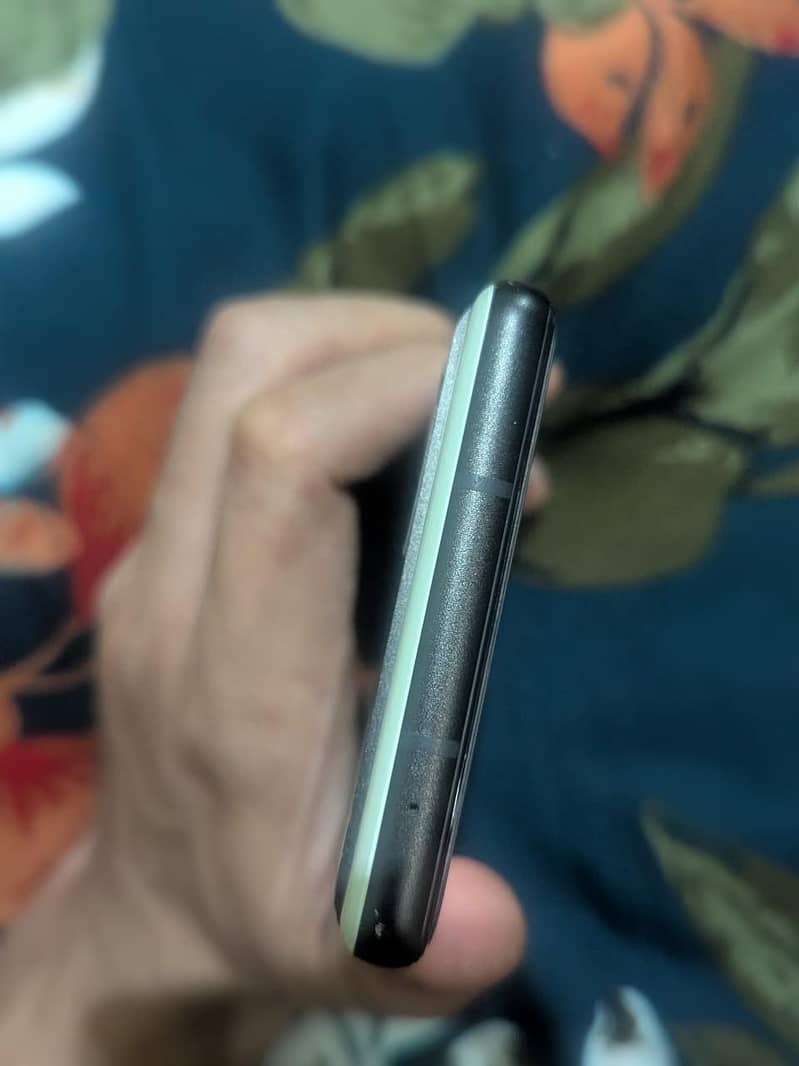 Google Pixel 6a 1