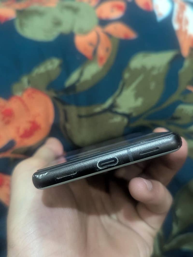 Google Pixel 6a 4