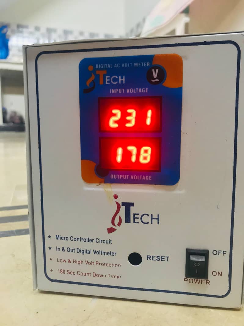 iTech Digital Voltage Stabilizer / Protector 3