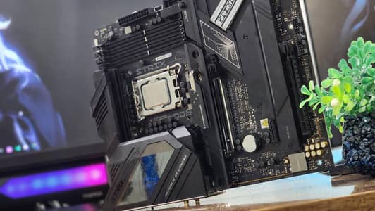 i9 12900k with Asus strix z790h