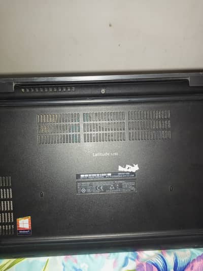 Dell Latitude 5280 i5 7th Gen (Less Used)