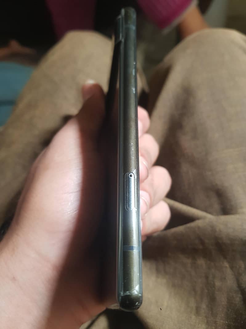Google Pixel 6 4