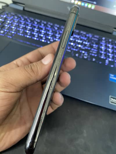 Apple iPhone X