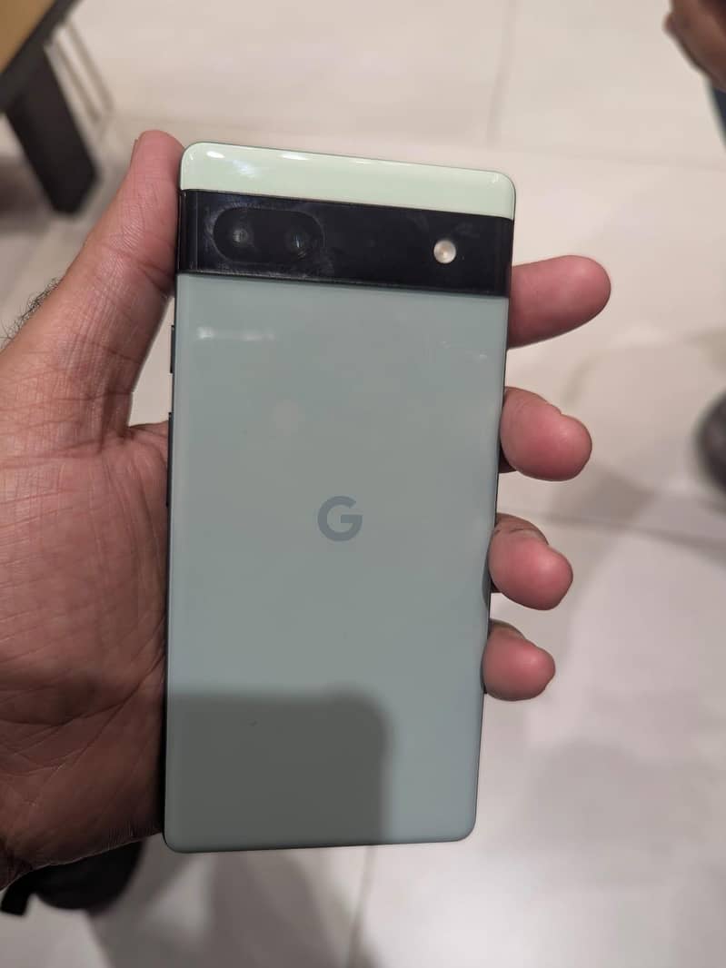 Google Pixel 6a 1