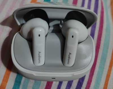 Audionic Earbuds ( 1 week used only ) 1 Year Warranty